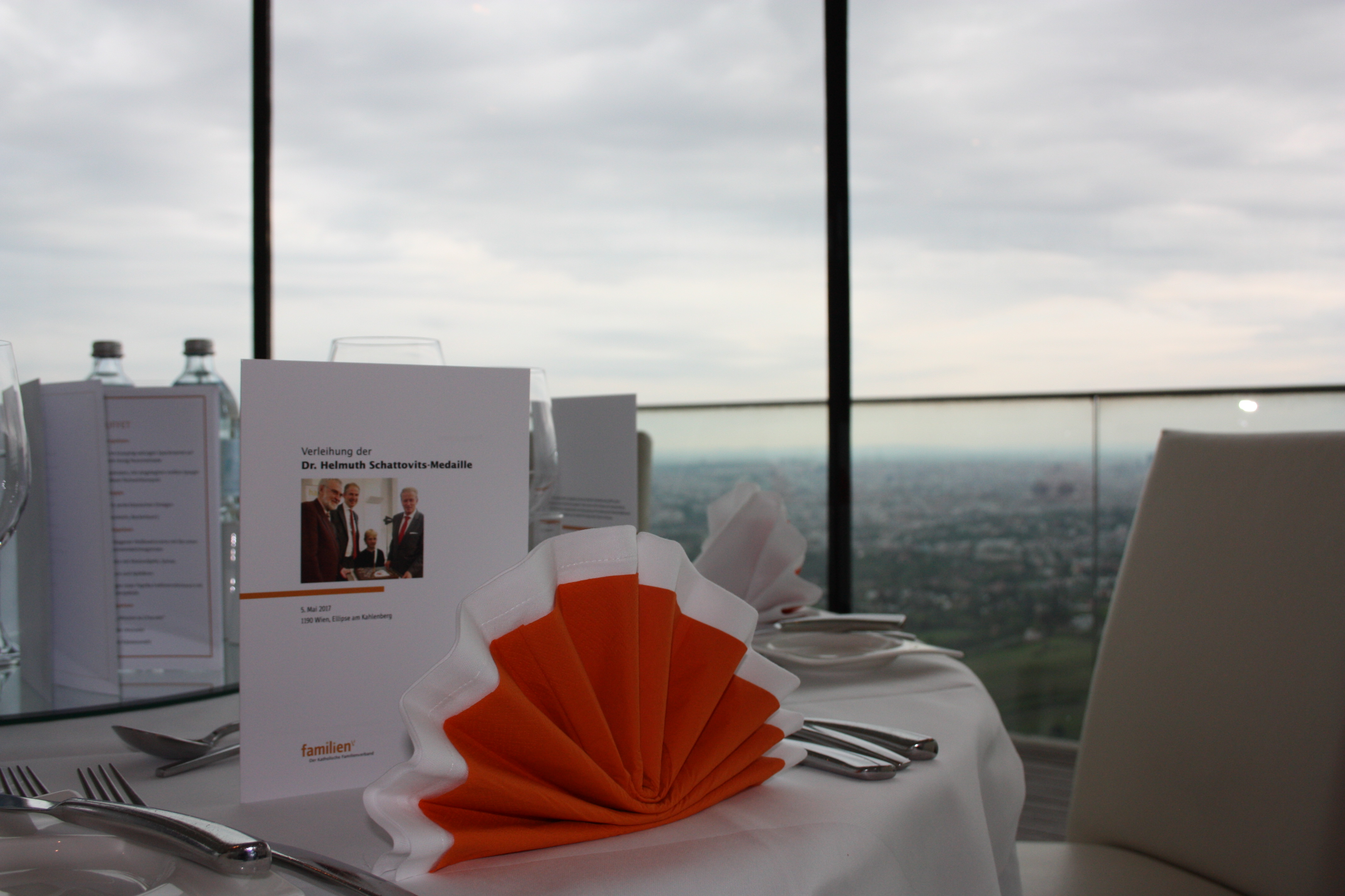 Feierliche Ehrung am Kahlenberg